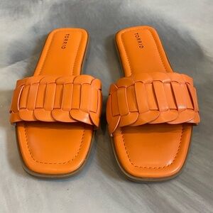 Torrid size 9 orange sandals, like new